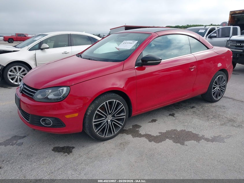 2013 VOLKSWAGEN EOS auction photo 2