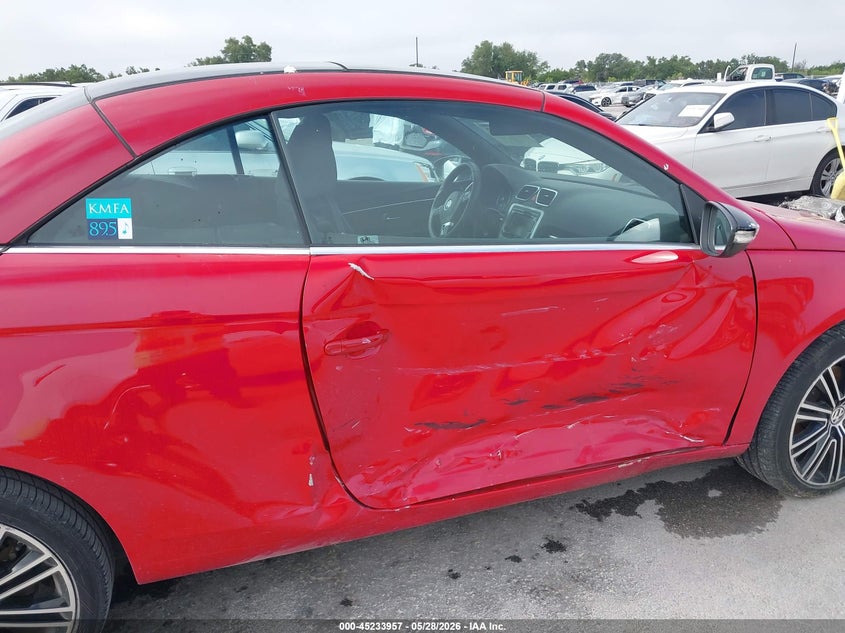 2013 VOLKSWAGEN EOS auction photo 6