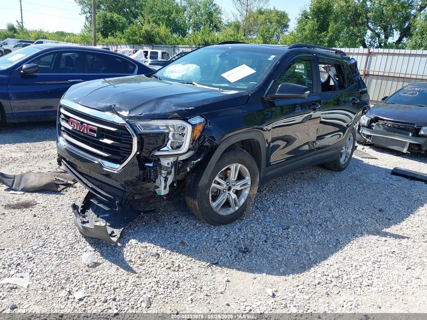 2022 GMC TERRAIN auction photo 2