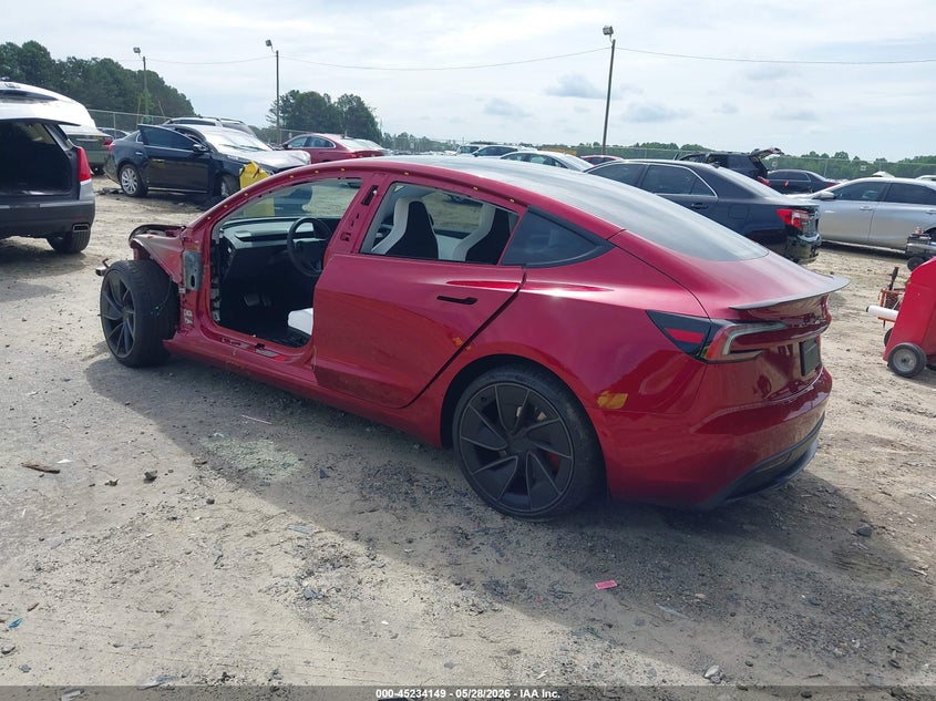 Vin: 5yj3e1et8rf826035, lot: 45731940, tesla model 3 performance all-wheel drive 20243