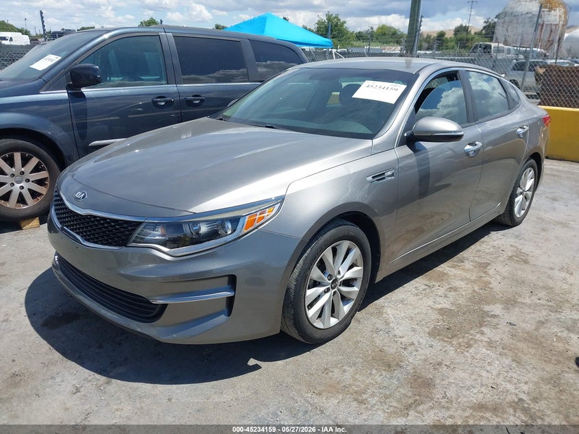 2016 Kia Optima Lx 5XXGT4L34GG083136 photo 1