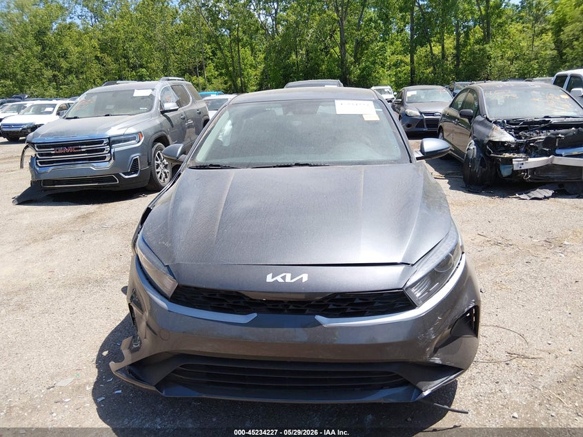 VIN 3KPF24ADXPE622121 2023 KIA FORTE LXS