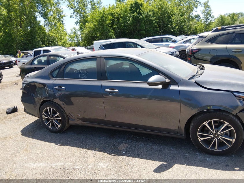 VIN 3KPF24ADXPE622121 2023 KIA FORTE LXS
