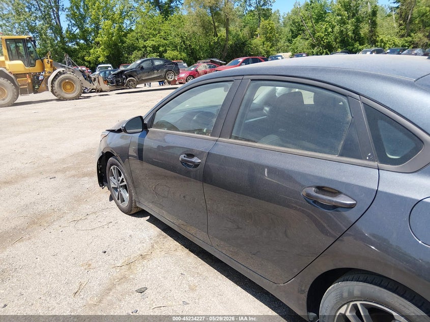 VIN 3KPF24ADXPE622121 2023 KIA FORTE LXS