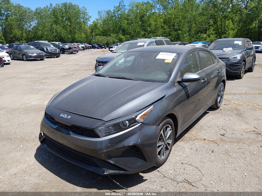 VIN 3KPF24ADXPE622121 2023 KIA FORTE LXS