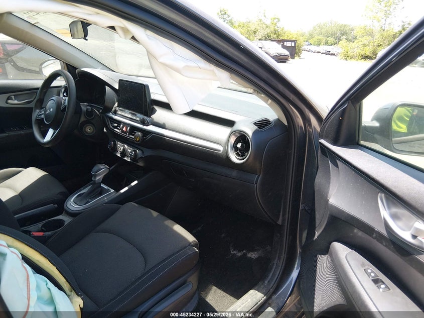 VIN 3KPF24ADXPE622121 2023 KIA FORTE LXS