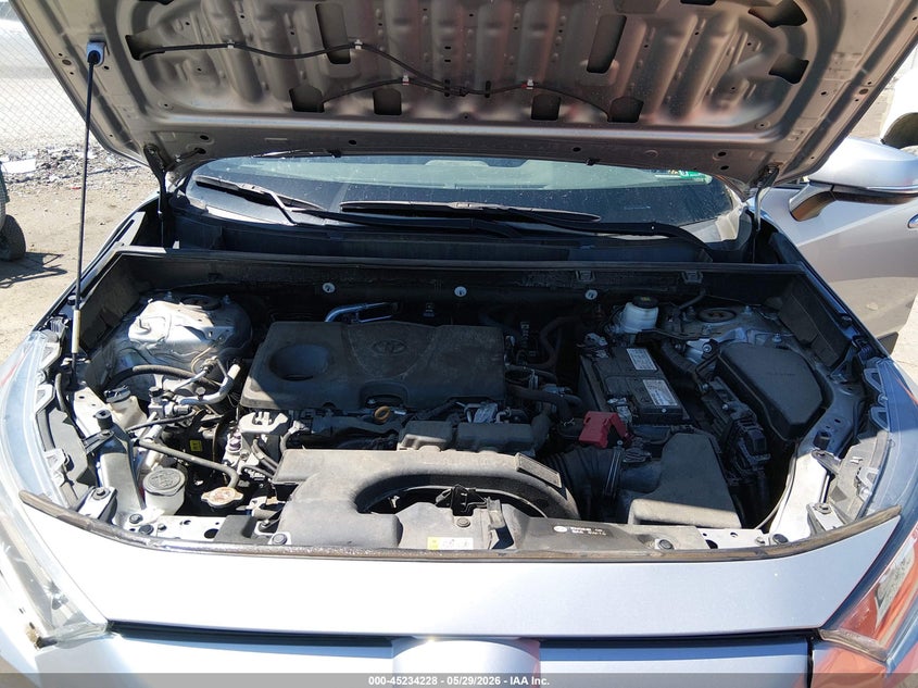 VIN 2T3G1RFV6KC004573 2019 TOYOTA RAV4 LE