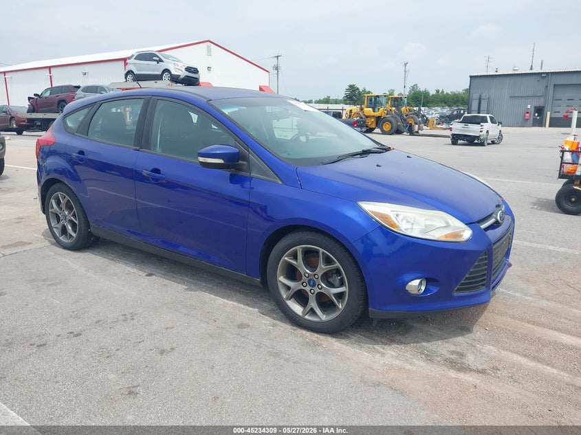 Vin: 1fadp3k27el373688, lot: 45732100, ford focus se 2014 img_1