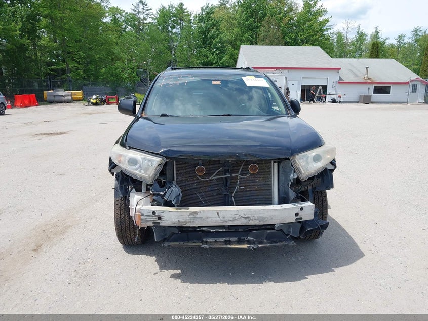 5TDBK3EH1CS109734 2012 Toyota Highlander 3.5 Se V6 black
