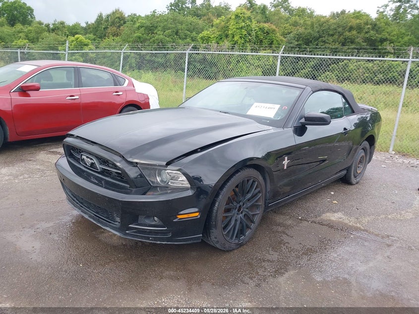 2014 Ford Mustang V6 Premium 1ZVBP8EM2E5221136 photo 1