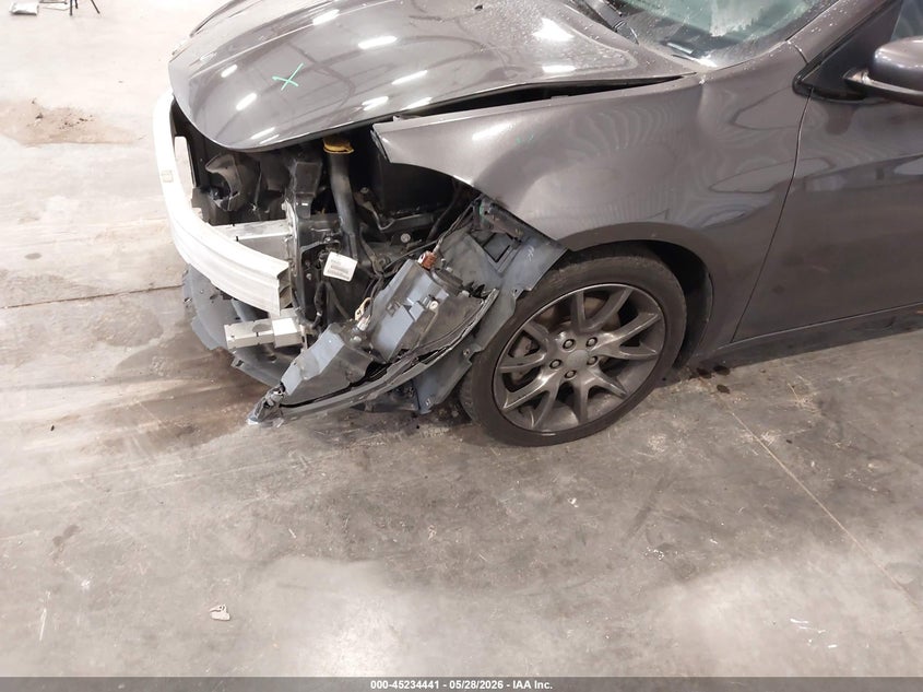 Photo 6 - DODGE DART