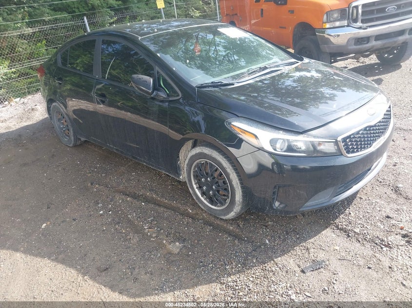 Vin: 3kpfk4a7xhe158341, lot: 45732293, kia forte lx 2017 img_1
