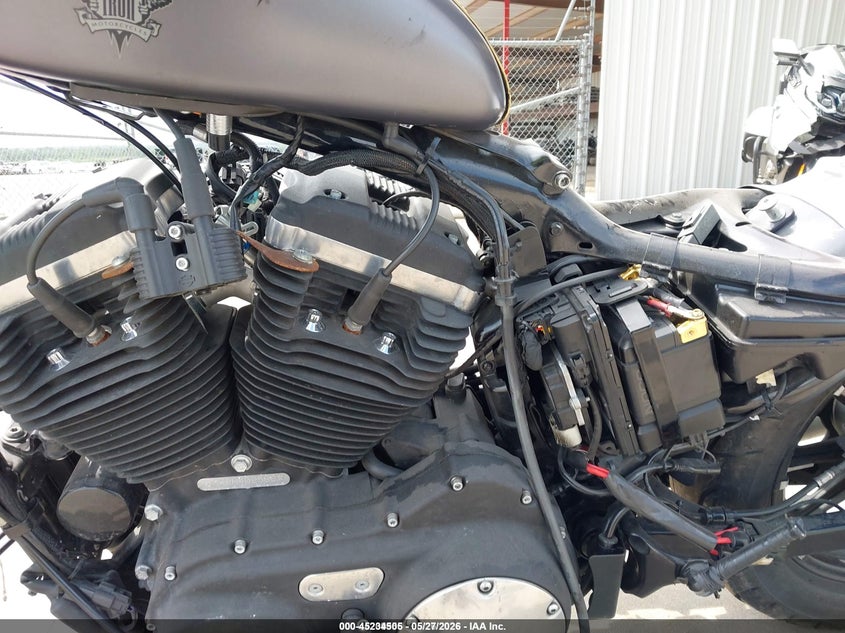 2017 Harley-Davidson Xl883 Iron 883 VIN: 1HD4LE212HC402588 Lot: 45234505