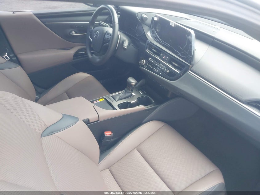 2025 LEXUS ES 300H auction photo 5
