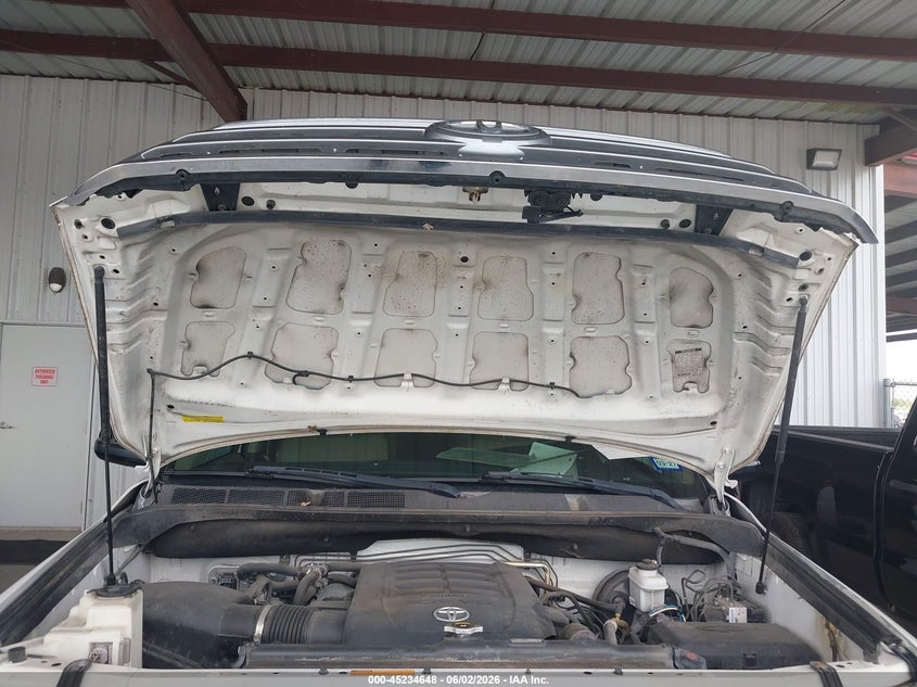 2014 Toyota Sequoia Platinum 5.7L V8 VIN: 5TDYY5G12ES055139 Lot: 45234648