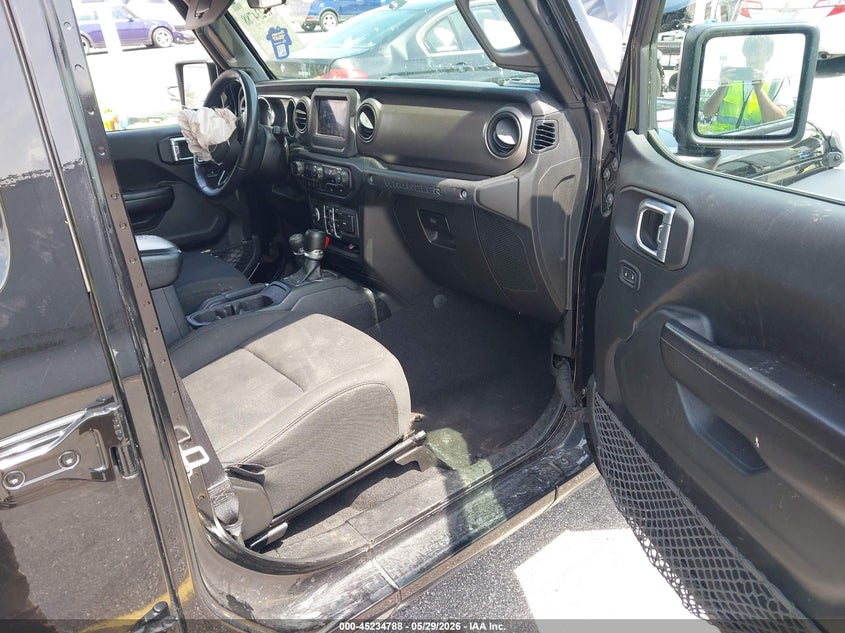 AtlanticExpress - Jeep Wrangler Unlimited