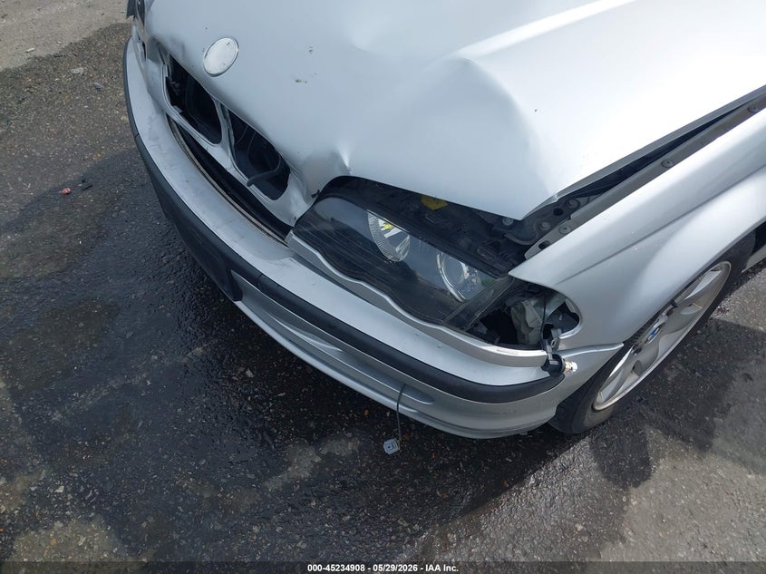 2001 BMW 325I VIN: WBAAV33401FU93552 Lot: 45234908