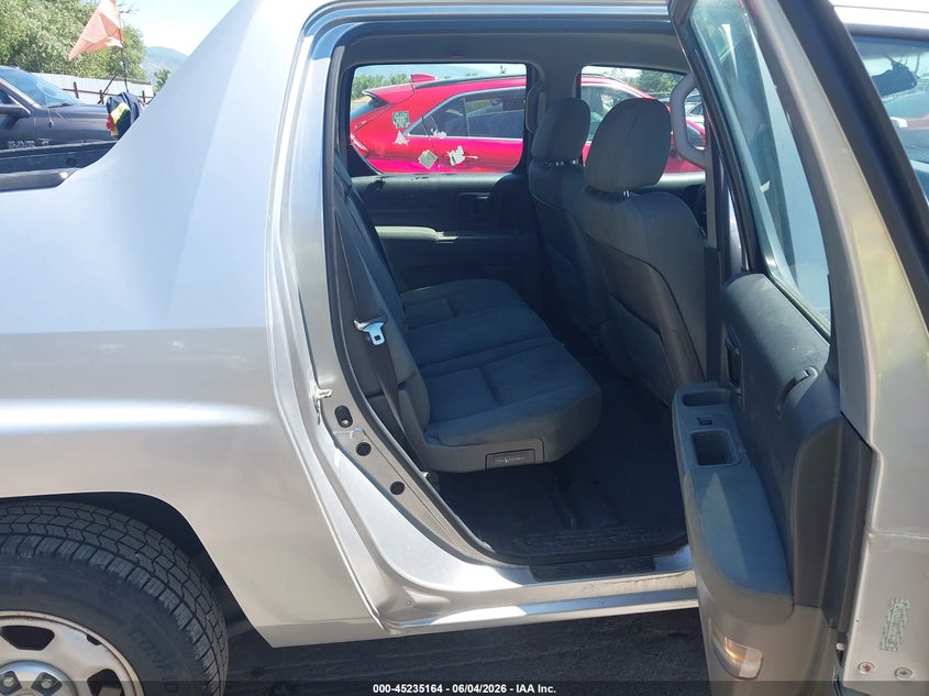2011 HONDA RIDGELINE auction photo 8