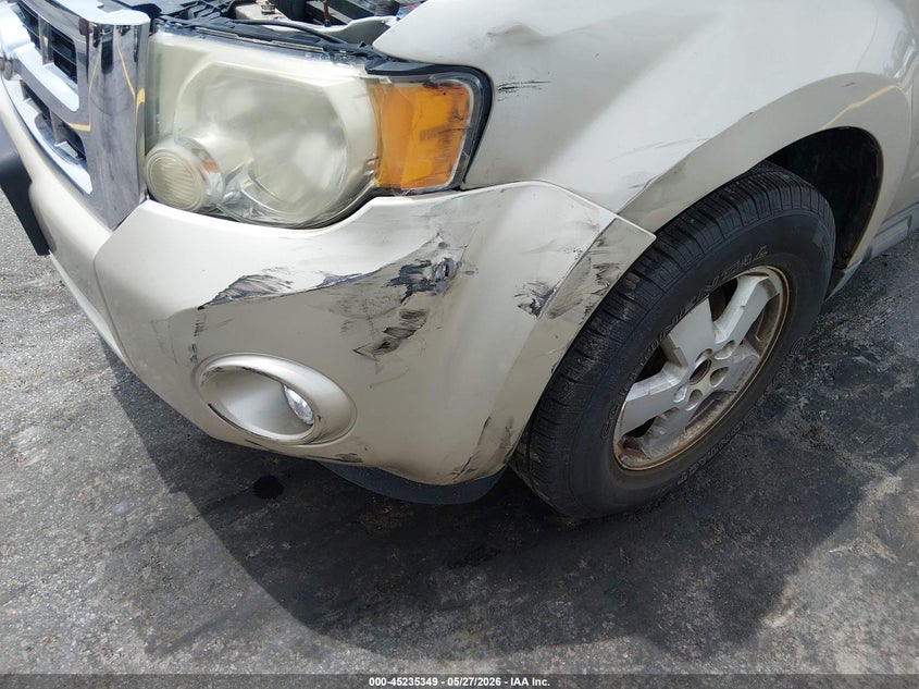 2010 Ford Escape 3.0 Xlt gold Lot 111045235349 Vin 1FMCU9DG2AKA13105