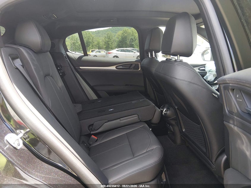 2024 Alfa Romeo Stelvio Ti Awd VIN: ZASPAKBN2R7D79739 Lot: 45235412