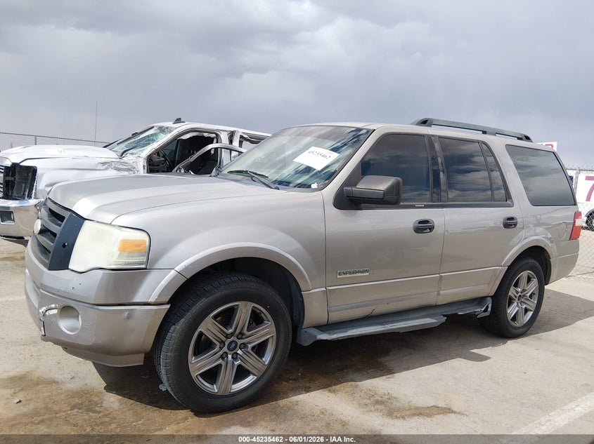 2008 Ford Expedition Xlt VIN: 1FMFU16518LA15670 Lot: 45235462