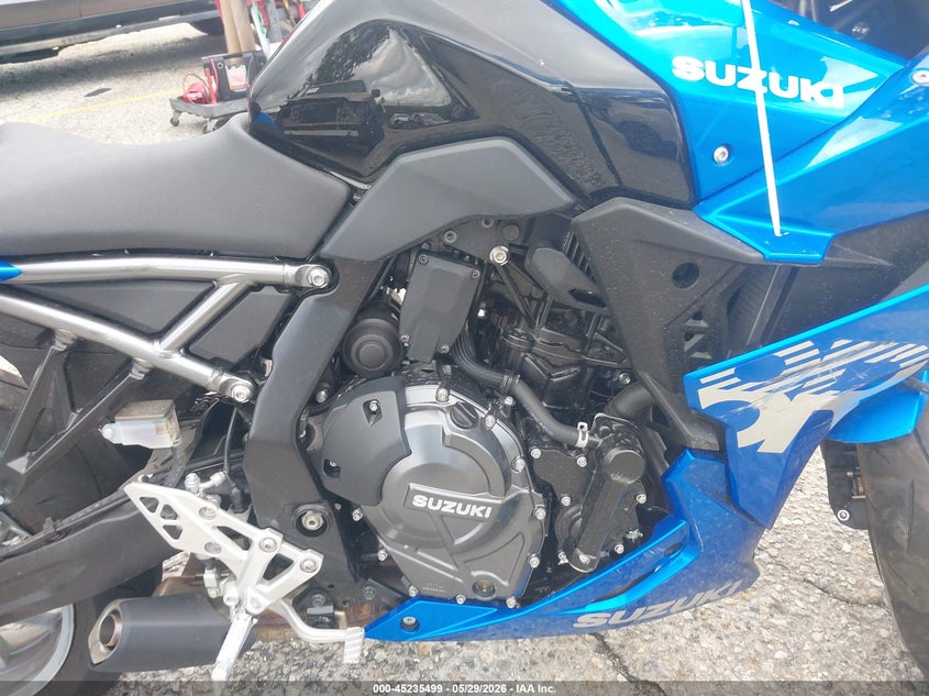 2024 SUZUKI GSX800 auction photo 8