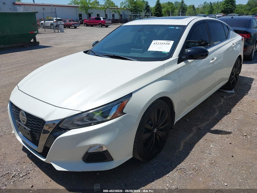 2019 NISSAN ALTIMA auction photo 2