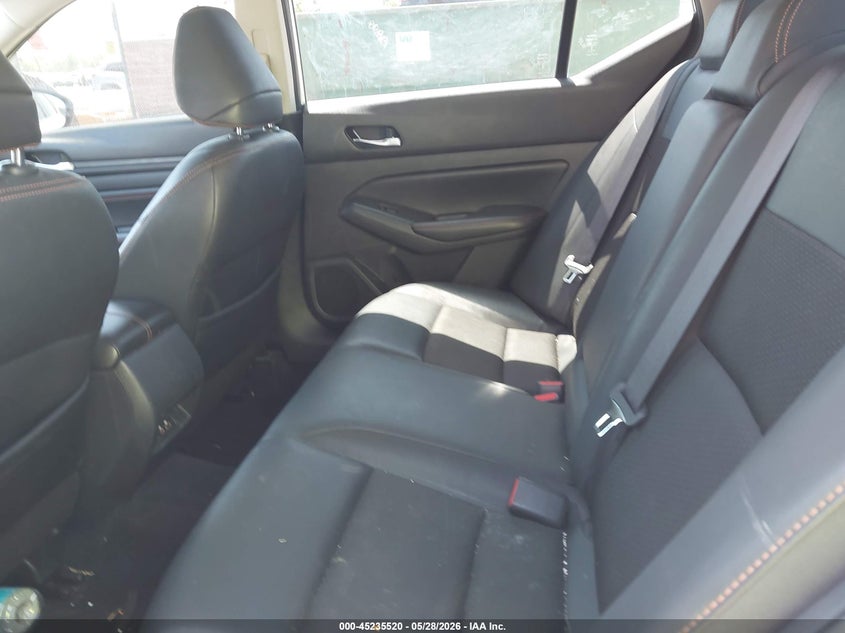 2019 NISSAN ALTIMA auction photo 8