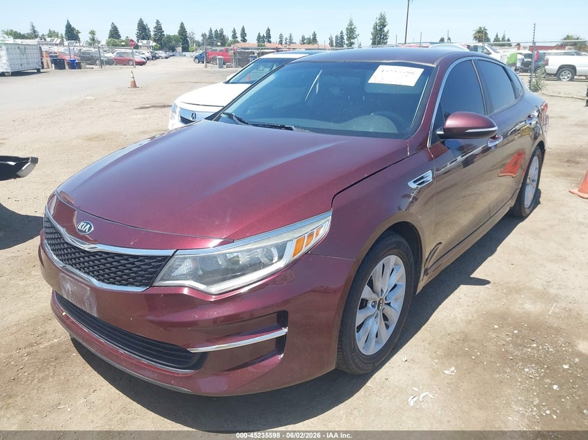 2017 Kia Optima Lx 5XXGT4L36HG153933 photo 1