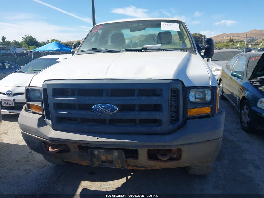 2006 Ford F-350 Xl/Xlt VIN: 1FTWF31566EC42890 Lot: 45235621