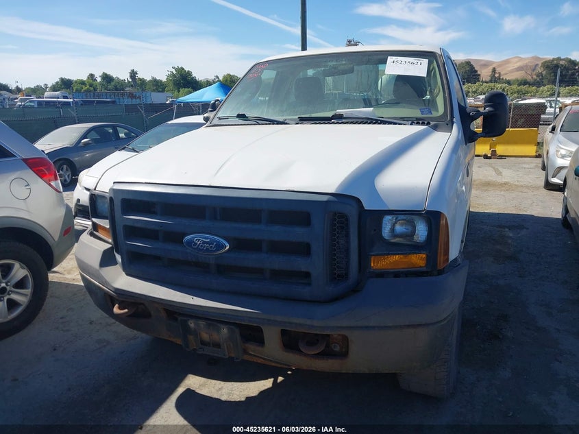 2006 Ford F-350 Xl/Xlt VIN: 1FTWF31566EC42890 Lot: 45235621