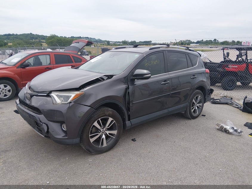 VIN JTMWFREV3HJ124755 2017 TOYOTA RAV4 XLE