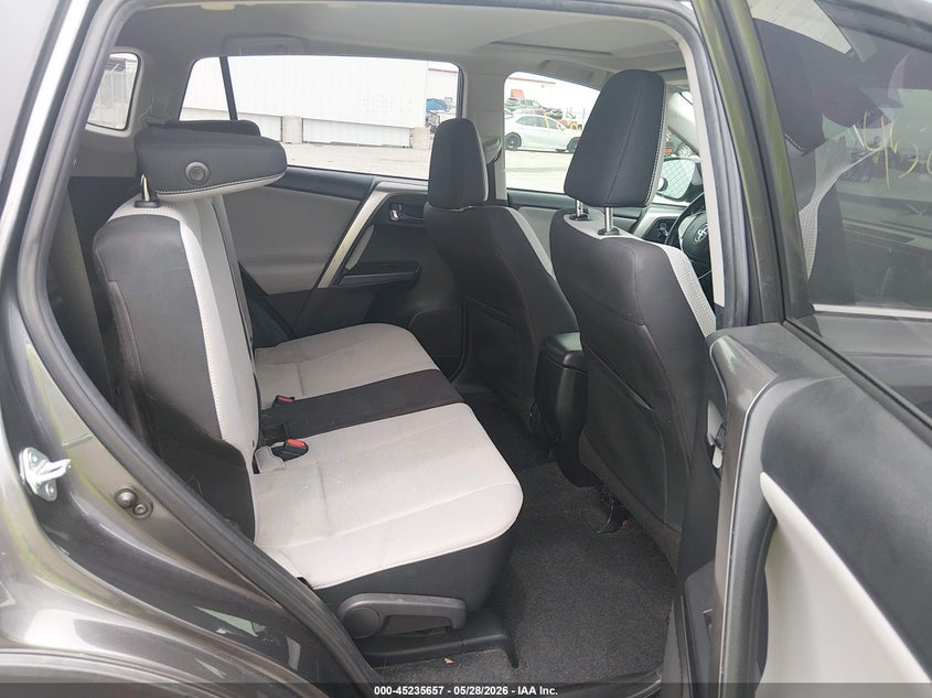 VIN JTMWFREV3HJ124755 2017 TOYOTA RAV4 XLE