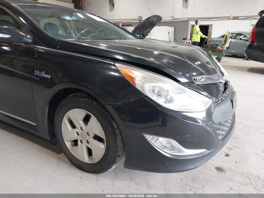 KMHEC4A48CA038169 2012 Hyundai Sonata 2.4 Hybrid Black