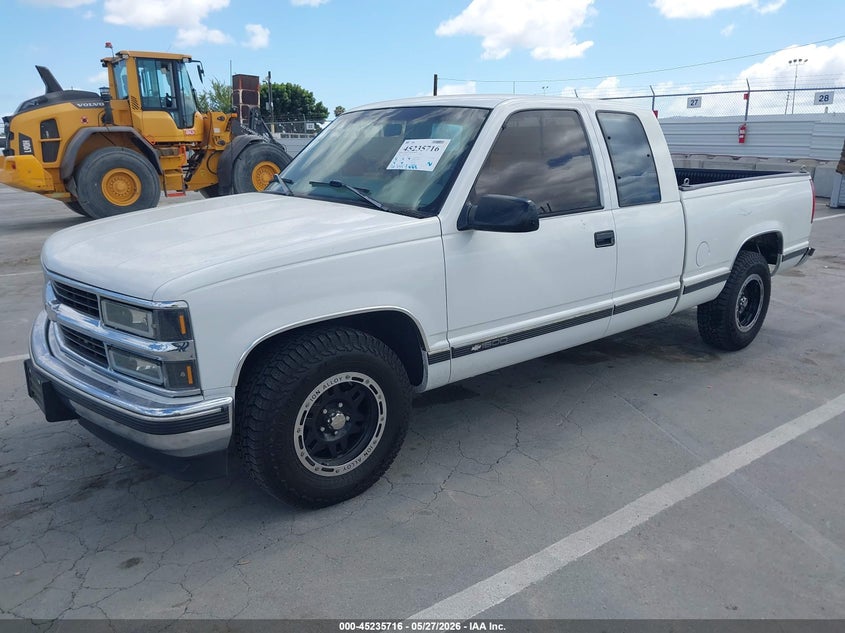 1999 CHEVROLET C/K TRUCK 5.7L V-8 255HP