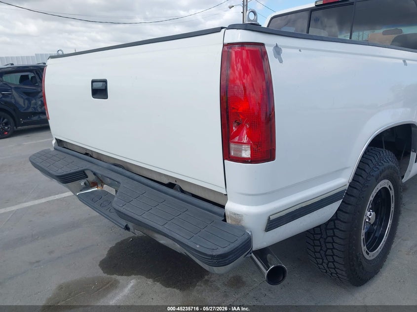 1999 CHEVROLET C/K TRUCK 5.7L V-8 255HP