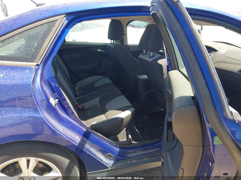 2012 Ford Focus 2.0 Se blue Lot 111045235805 Vin 1FAHP3F24CL429711