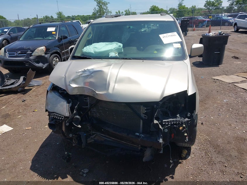 2014 Chrysler Town & Country Touring VIN: 2C4RC1BG2ER276756 Lot: 45235886