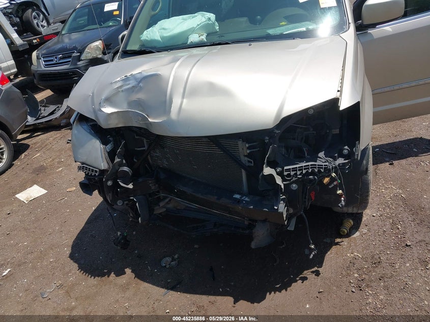 2014 Chrysler Town & Country Touring VIN: 2C4RC1BG2ER276756 Lot: 45235886