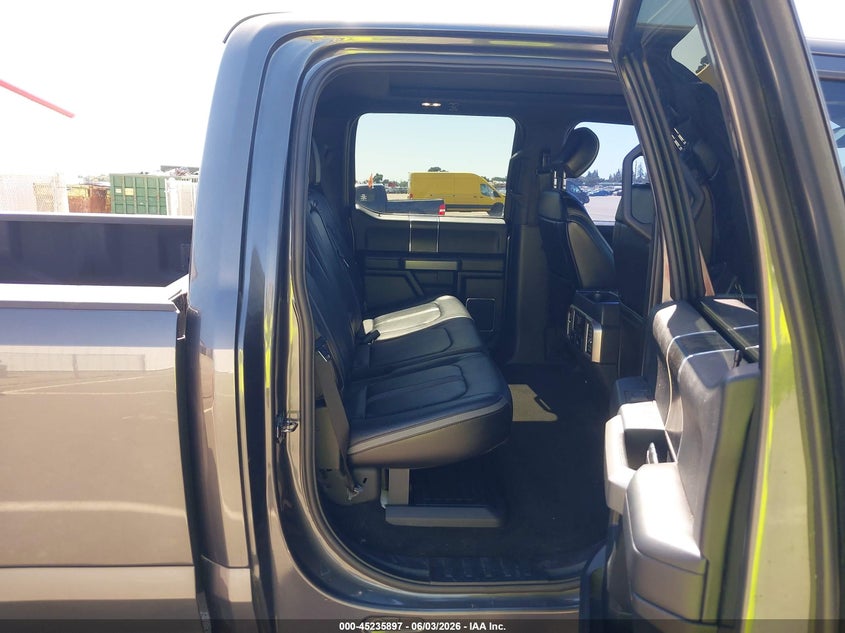 2018 Ford F-350 Platinum VIN: 1FT8W3DT5JEB82371 Lot: 45235897