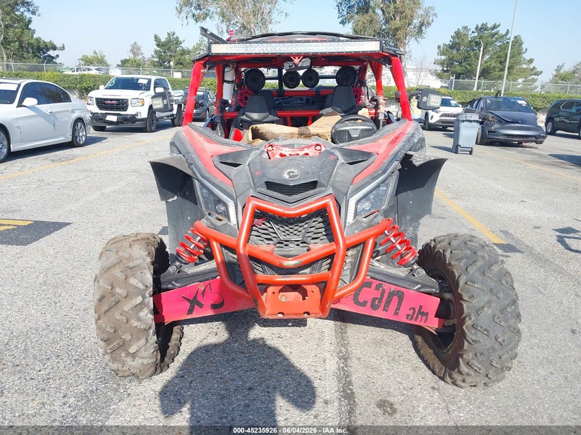 2018 CAN-AM MAVERICK X3 MAX auction photo 5