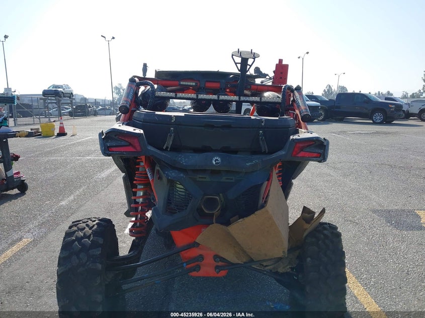 2018 CAN-AM MAVERICK X3 MAX auction photo 6