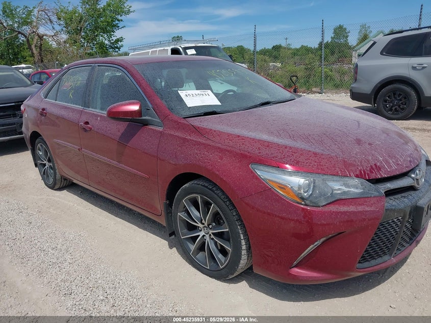 TOYOTA CAMRY XSE 2017