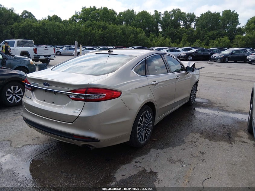 Vin: 3fa6p0hd8hr292852, lot: 45733732, ford fusion se 20174