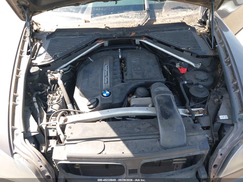 2011 BMW X5 VIN: 5UXZV4C5XBL738038 Lot: 45235949