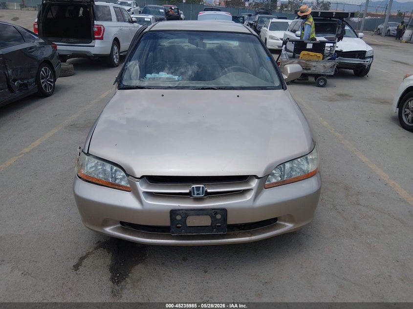 2000 Honda Accord 2.3 Se VIN: 1HGCG6690YA094762 Lot: 45235985