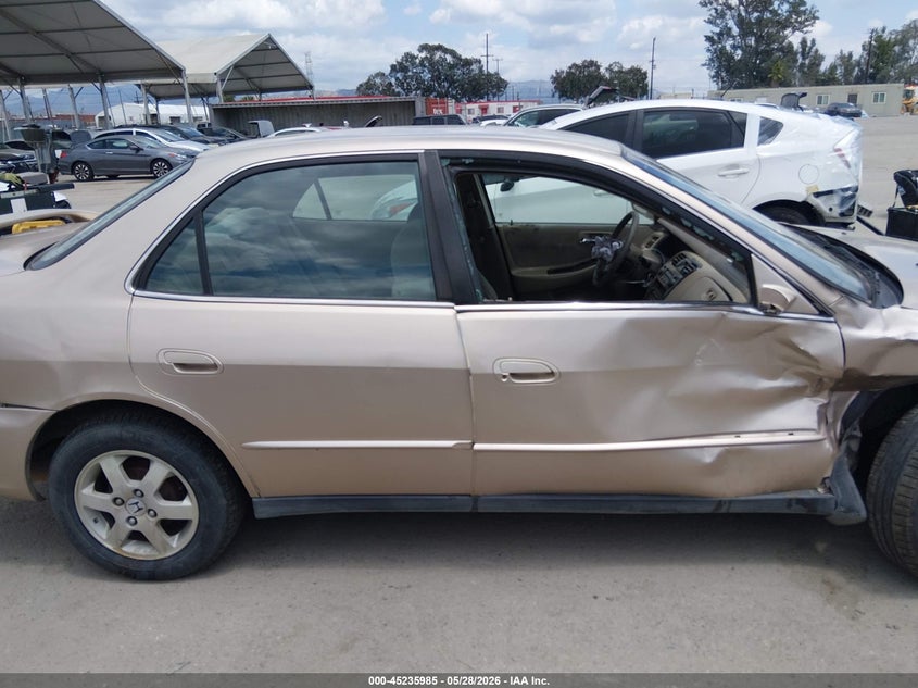 2000 Honda Accord 2.3 Se VIN: 1HGCG6690YA094762 Lot: 45235985