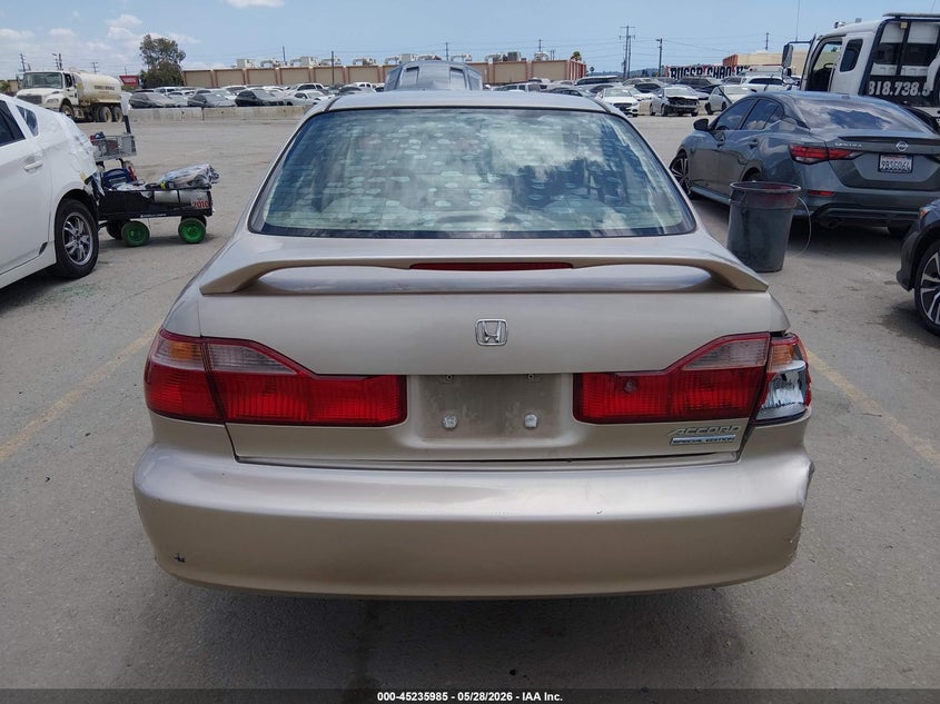 2000 Honda Accord 2.3 Se VIN: 1HGCG6690YA094762 Lot: 45235985