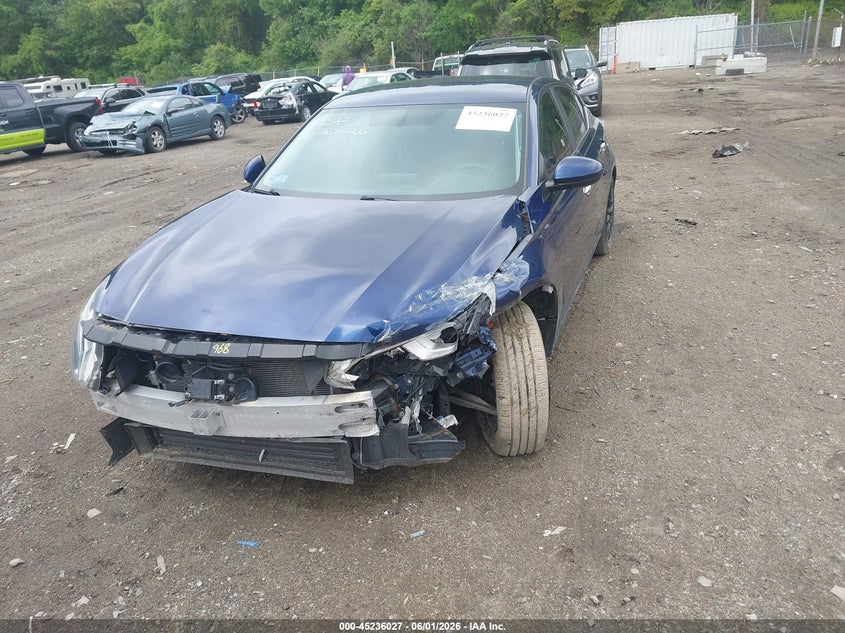 2020 NISSAN ALTIMA auction photo 2