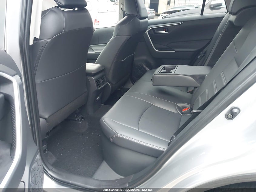 AtlanticExpress - Toyota RAV4 Hybrid